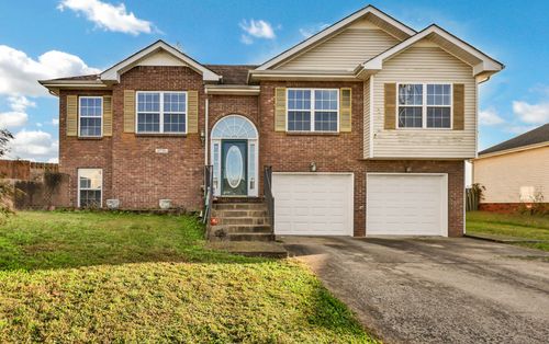 2776 Cascade Dr, Clarksville, TN, 37042-9526 | Card Image