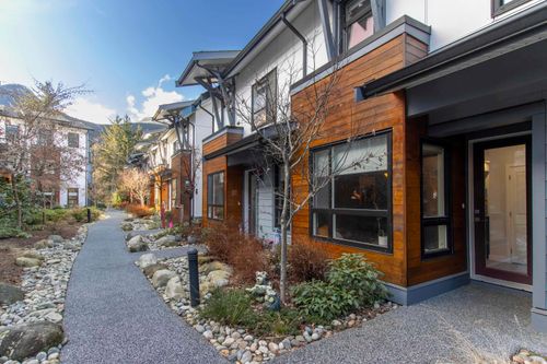 40-1188 Main St, Squamish, BC, V8B0Z3 | Card Image
