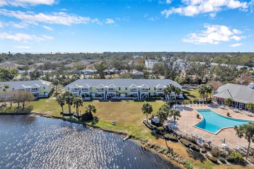 apt-a-107 Seahorse Dr Se, ST PETERSBURG, FL, 33705-6424 | Card Image