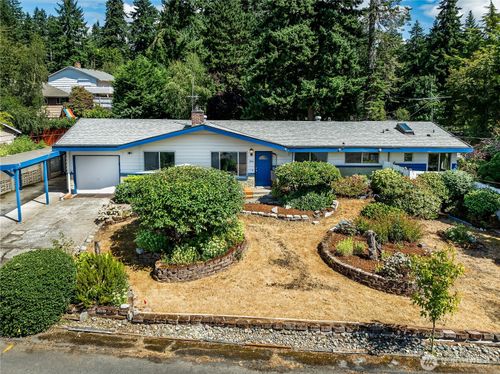 18806 2nd Ave Nw, Shoreline, WA, 98177-3030 | Card Image