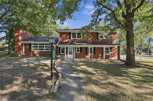 532 Oakwood Ln, Graham, NC, 27253-3220 | Card Image