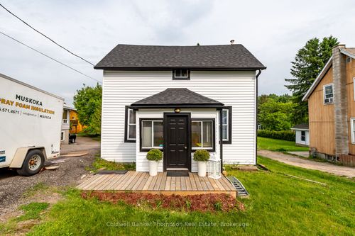 112 Ryerson Cres, Burk's Falls, ON, P0A1C0 | Card Image
