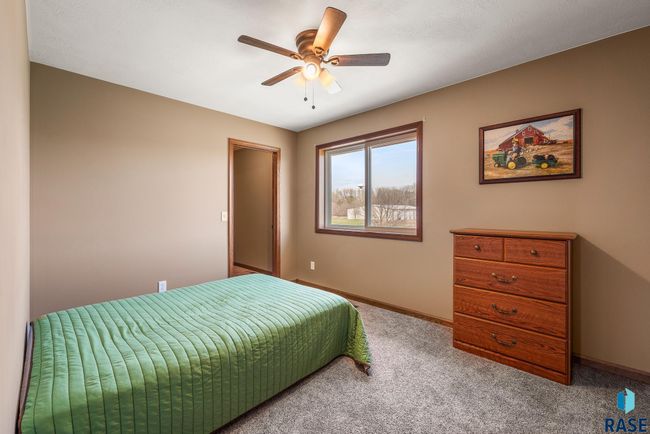 100 Oak Ave, House other with 6 bedrooms, 4 bathrooms and null parking in Crooks SD | Image 27