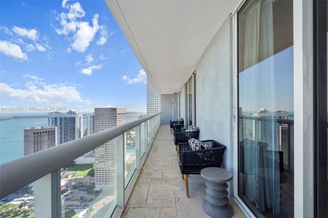 APT-4808 - 50 Biscayne Blvd, Condo with 2 bedrooms, 2 bathrooms and null parking in Miami FL | Image 22