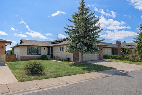 7715 67 Ave Nw, Calgary, AB, T3B4P2 | Card Image