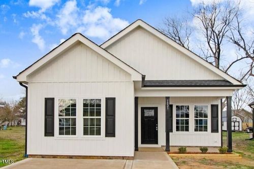 1021 E Edgerton St, Dunn, NC, 28334-4307 | Card Image