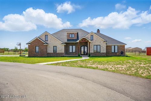 5709 N County Road 1600, Shallowater, TX, 79363-3745 | Card Image