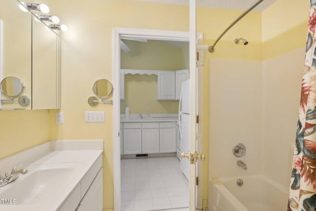35-web-or-mls-Rogers Rd-035 | Image 49