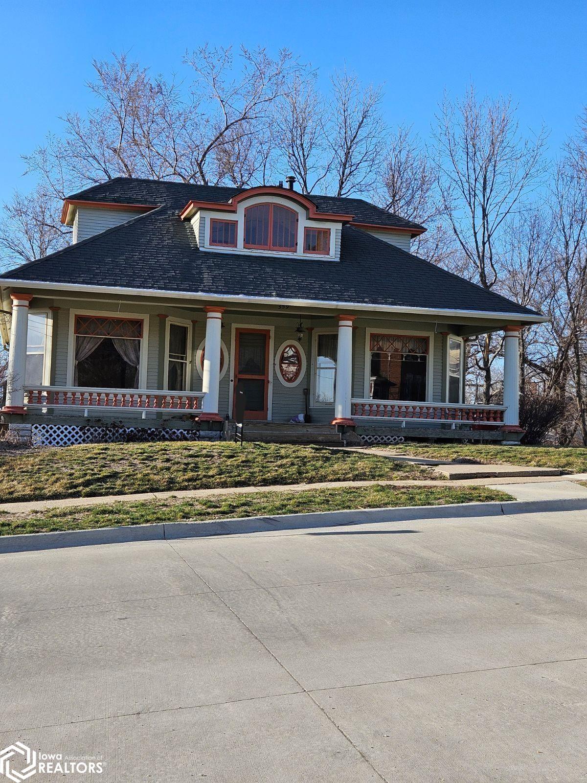 Marion St, Ottumwa, IA 52501
