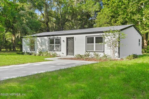 131 Cherokee Dr, Interlachen, FL, 32148-7963 | Card Image