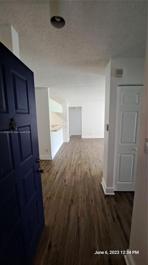 apt-104-15770 Sw 106th Ter, Miami, FL, 33196-4228 | Card Image