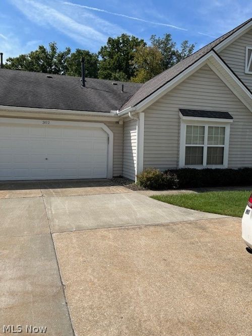 302 Cutler Lane, Hudson, OH, 44236 | Card Image