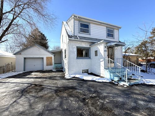 4040 Rose Ave, Lyons, IL, 60534-1051 | Card Image