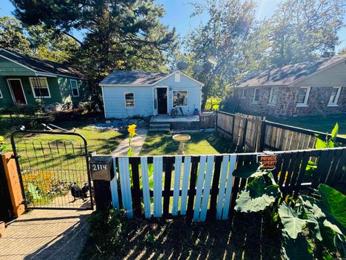 2114 W Long 17th St, North Little Rock, AR, 72114-3039 | Card Image