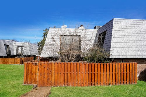 136 Cedarwood Ln, Madison, TN, 37115-2767 | Card Image