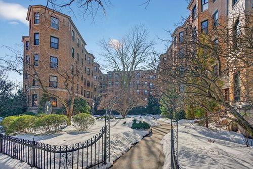 apt-29-118 Riverway, Boston, MA, 02215-4130 | Card Image