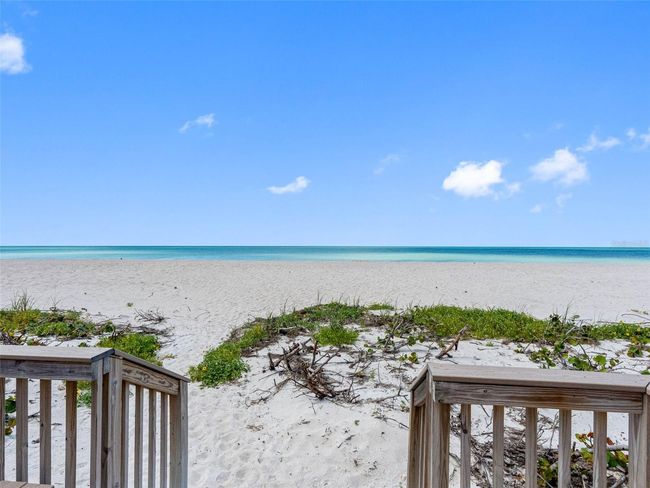 APT-108 - 3210 Gulf Blvd, Condo with 2 bedrooms, 2 bathrooms and null parking in Belleair Beach FL | Image 30