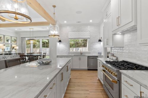 5535 Houston Dr, Baton Rouge, LA, 70809-2943 | Card Image