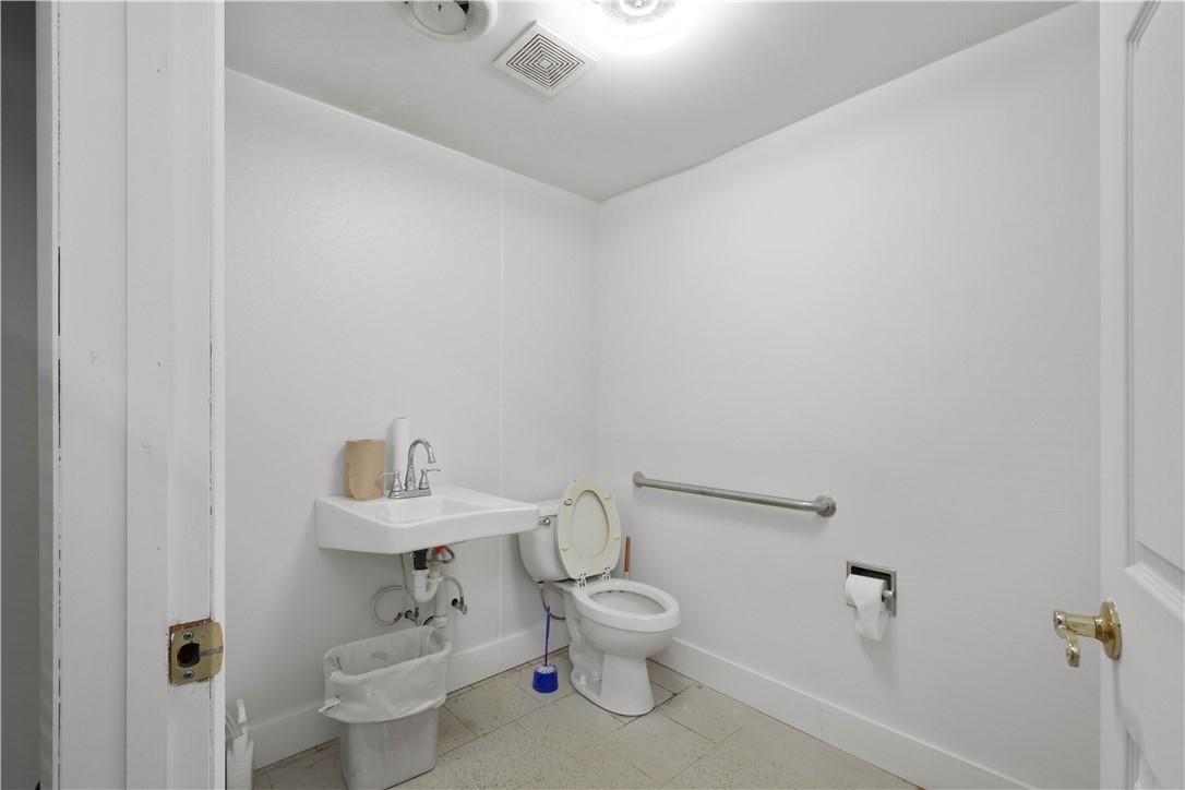 Residential Lease in Redstone Twp 4