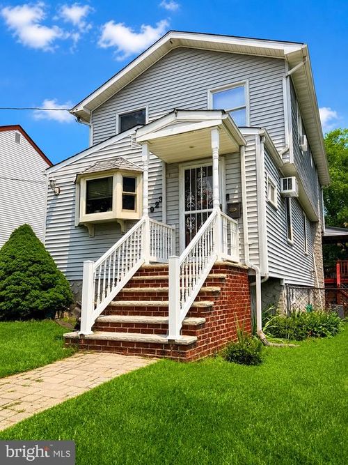 923 Rosa Ave, CROYDON, PA, 19021-7544 | Card Image