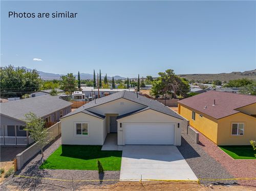 3534 E Thompson Ave, Kingman, AZ, 86409-2277 | Card Image