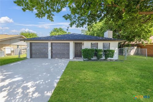 1712 Moonlight Dr, Killeen, TX, 76543-8947 | Card Image