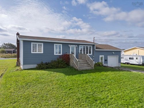 22 Atlantic St, Glace Bay, NS, B1A1S5 | Card Image