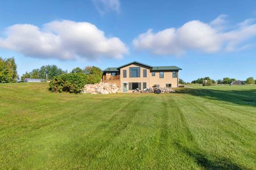 8695 Dosh Ln, Fort Ripley, MN, 56449-1175 | Card Image