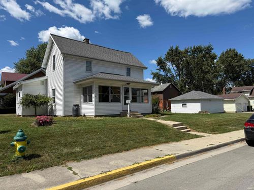 506 Sprunger St, Berne, IN, 46711-1546 | Card Image