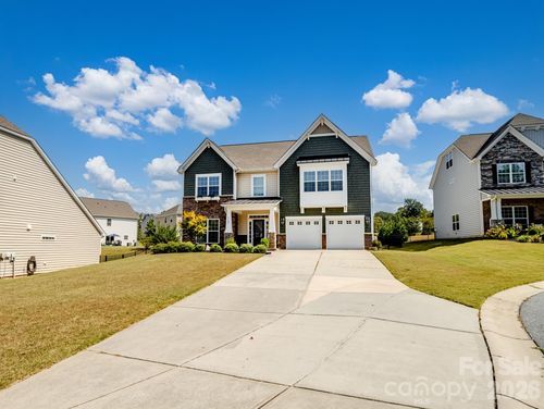 1982 Smokey Quartz Rd, Davidson, NC, 28036-7447 | Card Image