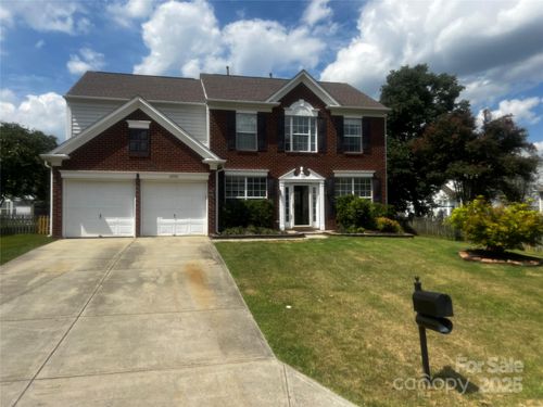 6092 Creekview Ct, Harrisburg, NC, 28075-7586 | Card Image