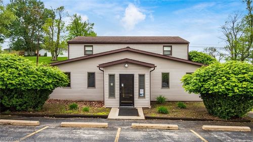 870 Orchard Hill Rd, Zanesville, OH, 43701-1363 | Card Image