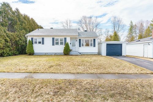 54 Santa Cruz Dr, Ingleside, ON, K0C1M0 | Card Image