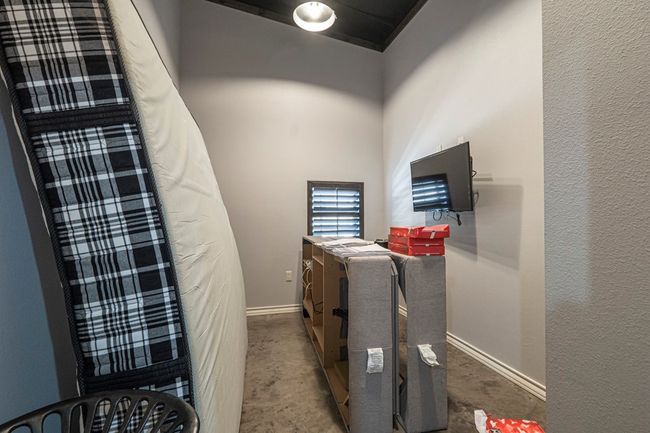 7113 E County Road 114, House other with 4 bedrooms, 4 bathrooms and 3 parking in Midland TX | Image 83
