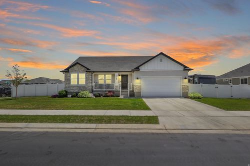 4764 N Gunsight Peak Dr, Eagle Mountain, UT, 84005-5441 | Card Image