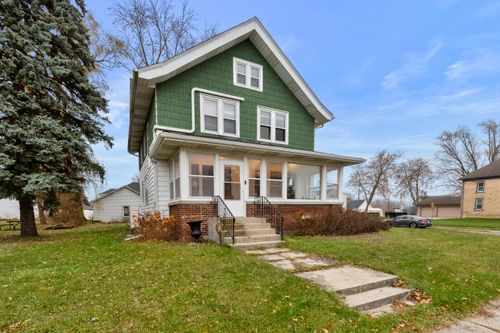 1136 Fond Du Lac Ave, Kewaskum, WI, 53040-9492 | Card Image