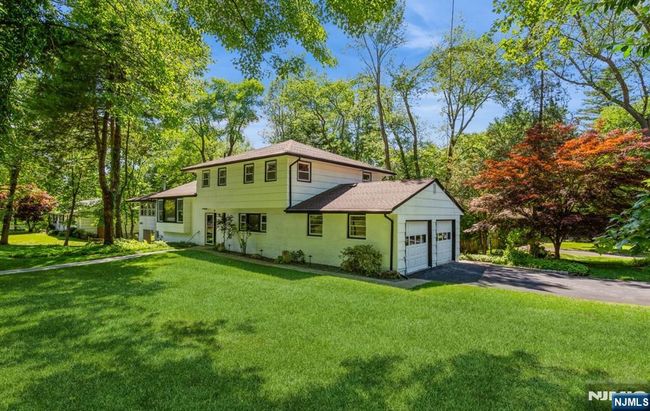 11 Maple Ave, House other with 4 bedrooms, 3 bathrooms and null parking in Demarest NJ | Image 4