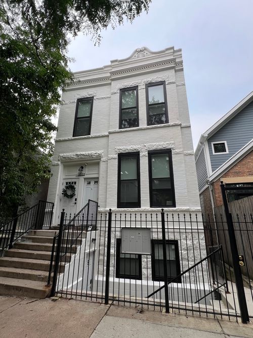 g-2322 W Montana Street, Chicago, IL, 60647 | Card Image