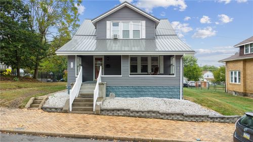 520 W 2nd Ave, Derry, PA, 15627-1932 | Card Image