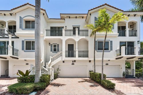 3030 Waterside Cir, Boynton Beach, FL, 33435-6402 | Card Image