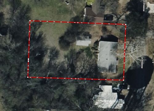 610 S Magnolia St, Pottsboro, TX, 75076-3077 | Card Image