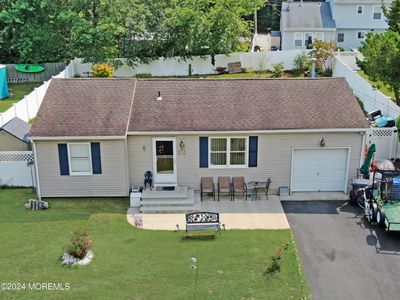 1113 Seashell Avenue, House other with 2 bedrooms, 2 bathrooms and null parking in Manahawkin NJ | Image 2