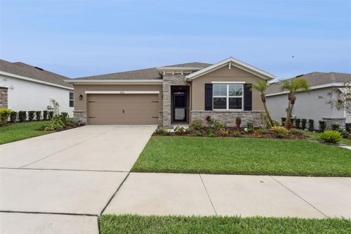 8016 Penrose Pl, Wildwood, FL, 34785-7768 | Card Image