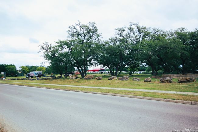 29397 Interstate 10 W, Home with 0 bedrooms, 0 bathrooms and null parking in Boerne TX | Image 7