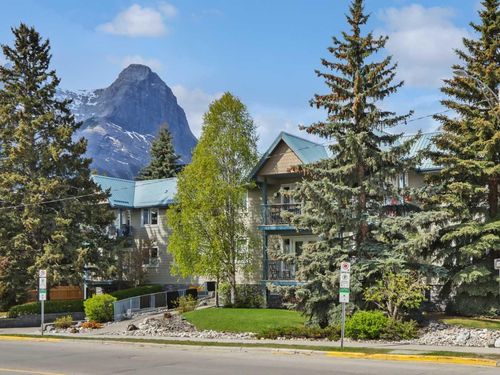 12-704 8th Avenue, Canmore, AB, T1W2E3 | Card Image