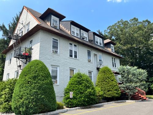 4-16 Woodland Ave, Butler, NJ, 07405-1701 | Card Image