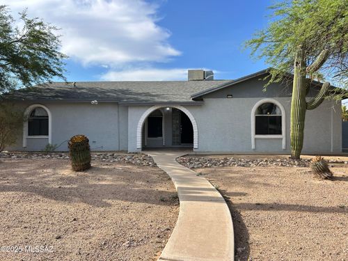8001 N Firethorn Avenue, Tucson, AZ, 85741 | Card Image