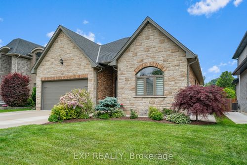 123 Forest Ridge Crt, Welland, ON, L3C0C2 | Card Image