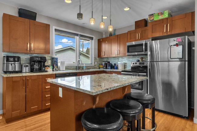 284 Acadia Drive Se, House other with 4 bedrooms, 2 bathrooms and 4 parking in Calgary AB | Image 8
