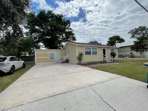 901 Woodlawn St, CLEARWATER, FL, 33756-2165 | Card Image